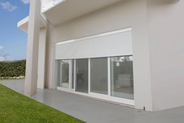 Altre-tipologie-di-oscuranti-Serbaplast-serramenti-in-PVC-e-alluminio-17