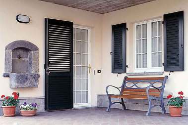 Antone-Persiana-Scurone-Serbaplast-serramenti-in-PVC-e-alluminio-17