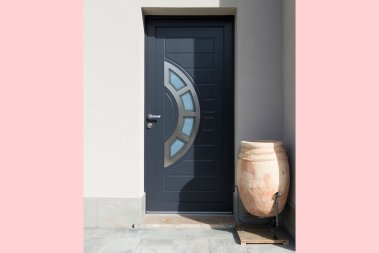 Portoncini-Serbaplast-serramenti-in-PVC-e-alluminio-5