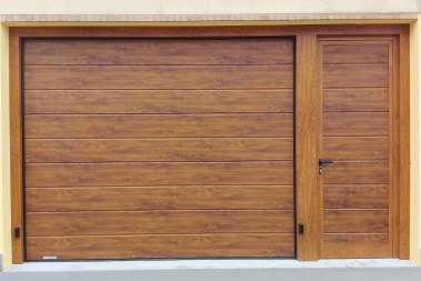 Portoni-sezionali-Serbaplast-serramenti-in-PVC-e-alluminio-2