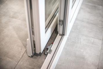 Scorrevoli-Serbaplast-serramenti-in-PVC-e-alluminio-6
